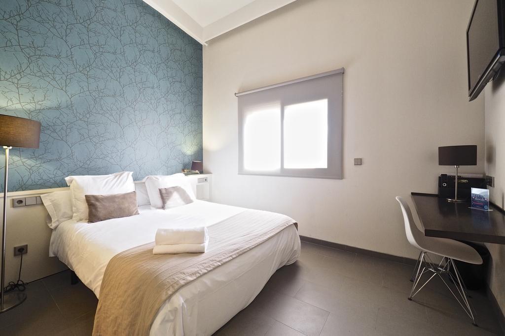 Barcelona Fifteen Central Aparthotel المظهر الخارجي الصورة